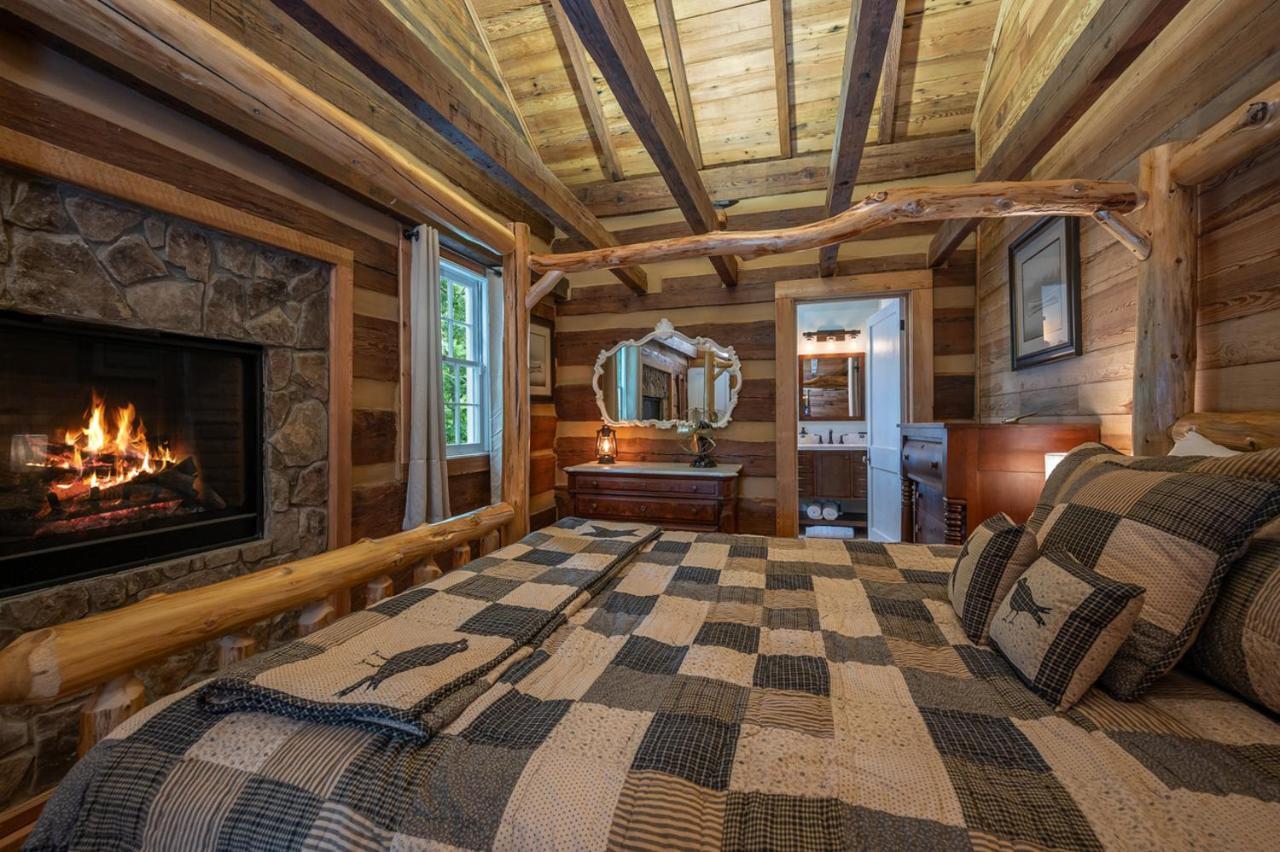 Russell'S Fort At White Oak Point: Historical Cabin On Lake Lure, Luxury, Direct Lake Access! Villa Eksteriør billede
