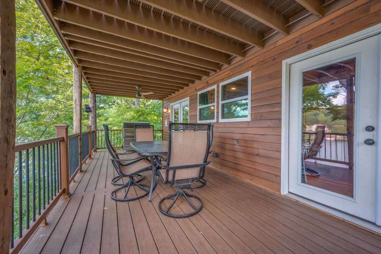 Russell'S Fort At White Oak Point: Historical Cabin On Lake Lure, Luxury, Direct Lake Access! Villa Eksteriør billede