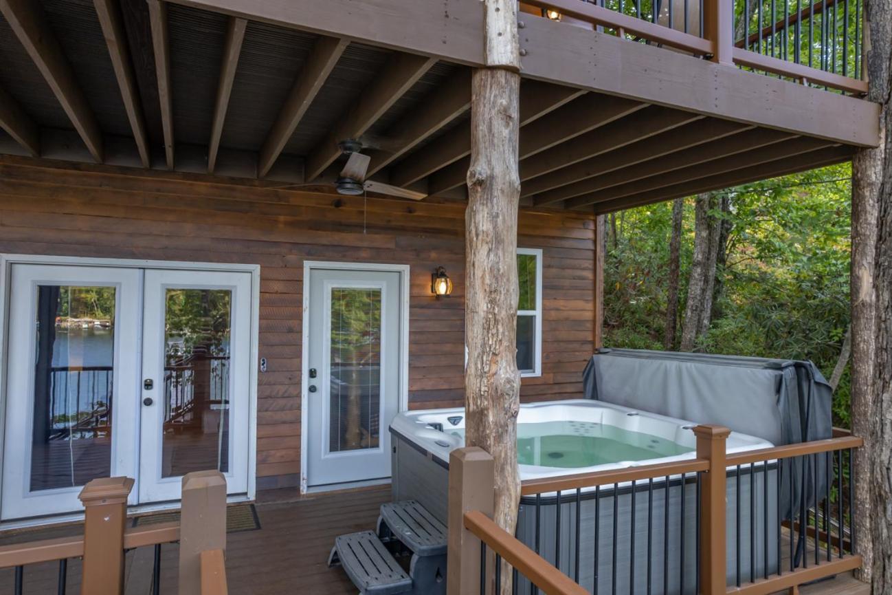 Russell'S Fort At White Oak Point: Historical Cabin On Lake Lure, Luxury, Direct Lake Access! Villa Eksteriør billede